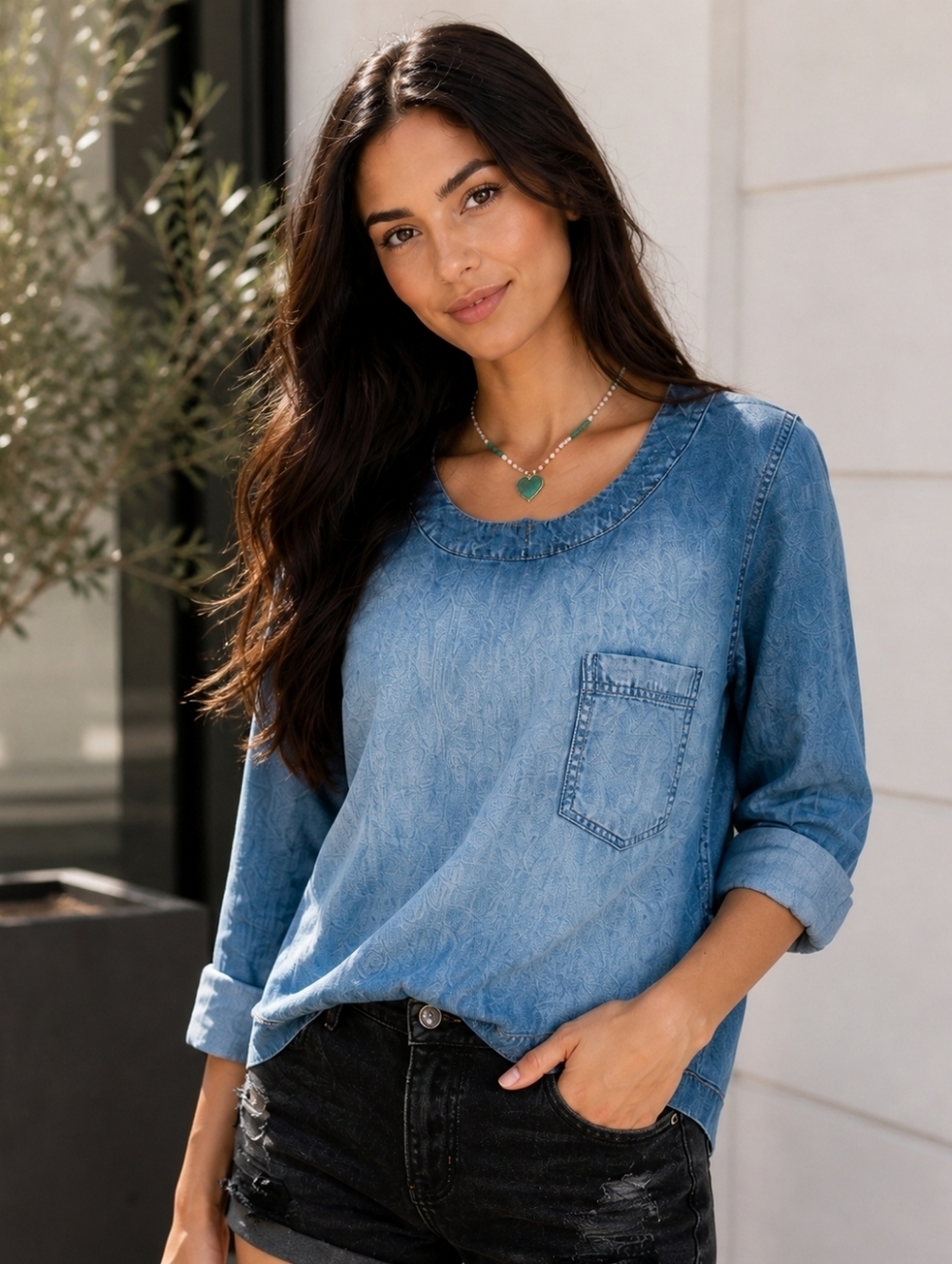 Anthropologie Cloth & Stone Denim Pullover Top Button Back Chambray Small Tencel